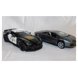 2 Maisto diecast sports cars: 2015 Chevy Corvette