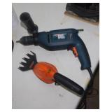 Black & Decker tools: 4 amp VSR drill - Grass