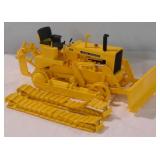Diecast John Deere bulldozer -