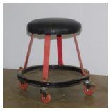 Rolling mechanic's shop stool seat with