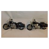 6 Indian & Harley-Davidson model motorcycles -