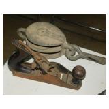 Vintage Bailey wood plane - Steel block & tackle