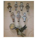 7 vintage roller skate keys - Keys with