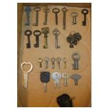 18 antique furniture keys