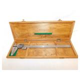 Vintage Mitutoyo cast iron Vernier height gauge -