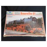 2 Revell Railroad train model kits in boxes: CIWL