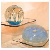 Murano Italy blown glass paperweight with