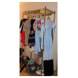 Rolling chrome clothing rack w/ 2 shelves, 36' x