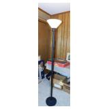 Metal torchiere floor lamp w/ plastic shade, 68'