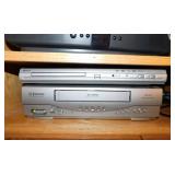 Memorex MVD2022 DVD / CD player -