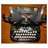 Antique Oliver no. 9 typewriter w/ batwing