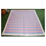 Hand & machine stitched sateen quilt, 88' x 88'
