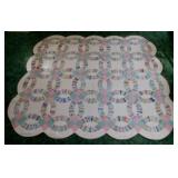 Vintage hand stitched Double Wedding Ring quilt,