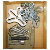 Heavy duty gear puller