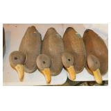 4 duck hunting decoys