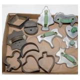13 vintage aluminum cookie cutters: Animals -