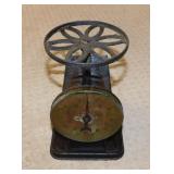 Cast iron & brass 20 lb. countertop weight scale