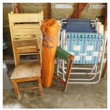 2 vintage wooden folding chairs - Child