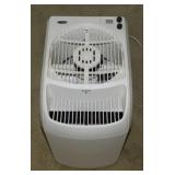 AirCare space saver 6 gallon humidifier w/ manual