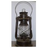 Vintage Van Camp no. 6 Supreme barn lantern w/