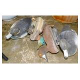4 duck hunting decoys