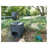 Composter - Red paving bricks - Tomato cages