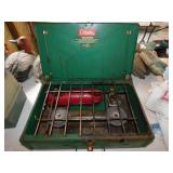 Vintage Coleman model 425E 2-burner camp stove,