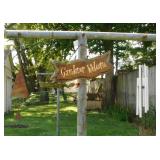 Windchimes - Hanging bird feeder - Welcome sign