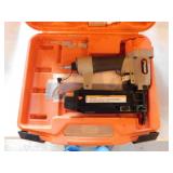 Paslode 18 gauge pneumatic finish nailer w/ case