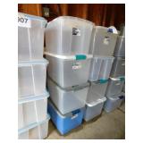 4 Sterilite storage totes w/ lids, largest 64