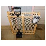 Evenflo Position & Lock adjustable wood baby/ pet
