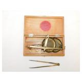 Antique brass scale w/ weights in box - Brass