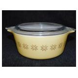 1963 Pyrex Town & Country 1.5 qt. casserole w/ lid