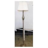 Traditional style metal floor lamp w/ accordion