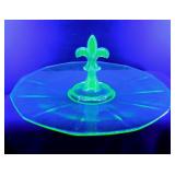 Fostoria uranium glass server sandwich/cookie