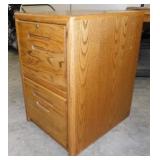 Solid oak 2 drawer file cabinet, no key, 20' x