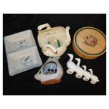 Vintage ceramic swan vase - Country goose plate
