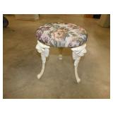 Cast iron vanity stool cherubs, 14' x 17' tall