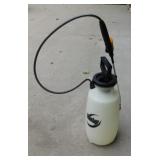 Roundup lawn & garden pump sprayer, 21' tall