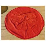 2 round linen 82' tablecloths w/ fringe