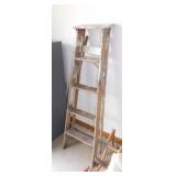 Vintage wooden 5' step ladder