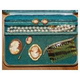 2 vintage cameo brooch pins - Cameo stick pin -