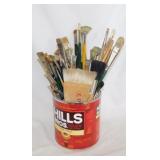 Artist's and household paint brushes of various