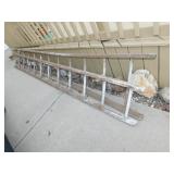 Wooden extension ladder