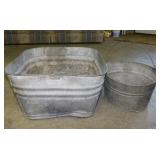 Vintage galvanized washtub & bucket,