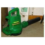 Weed Eater Groundsweeper leaf blower / vacuum &