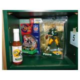 Green Bay Packers: Favre 2002 action figure (NIB)