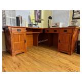 Beautiful Oak L-Shaped Corner Office Desk,