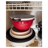 White Strainer, Red Mixing Bowl, 6- Round Lazy