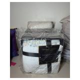 Christian Siriano, New in Box, Faux Fur Throw,